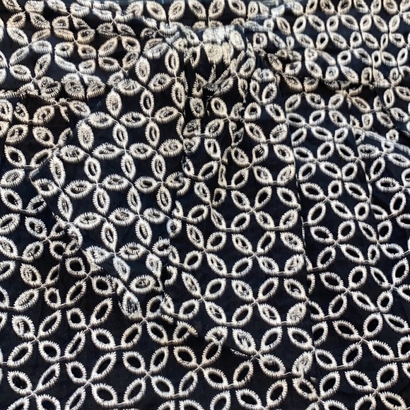 Grace Eyelet Bow Front Black White Lined Skirt 10​ - Picture 2 of 8